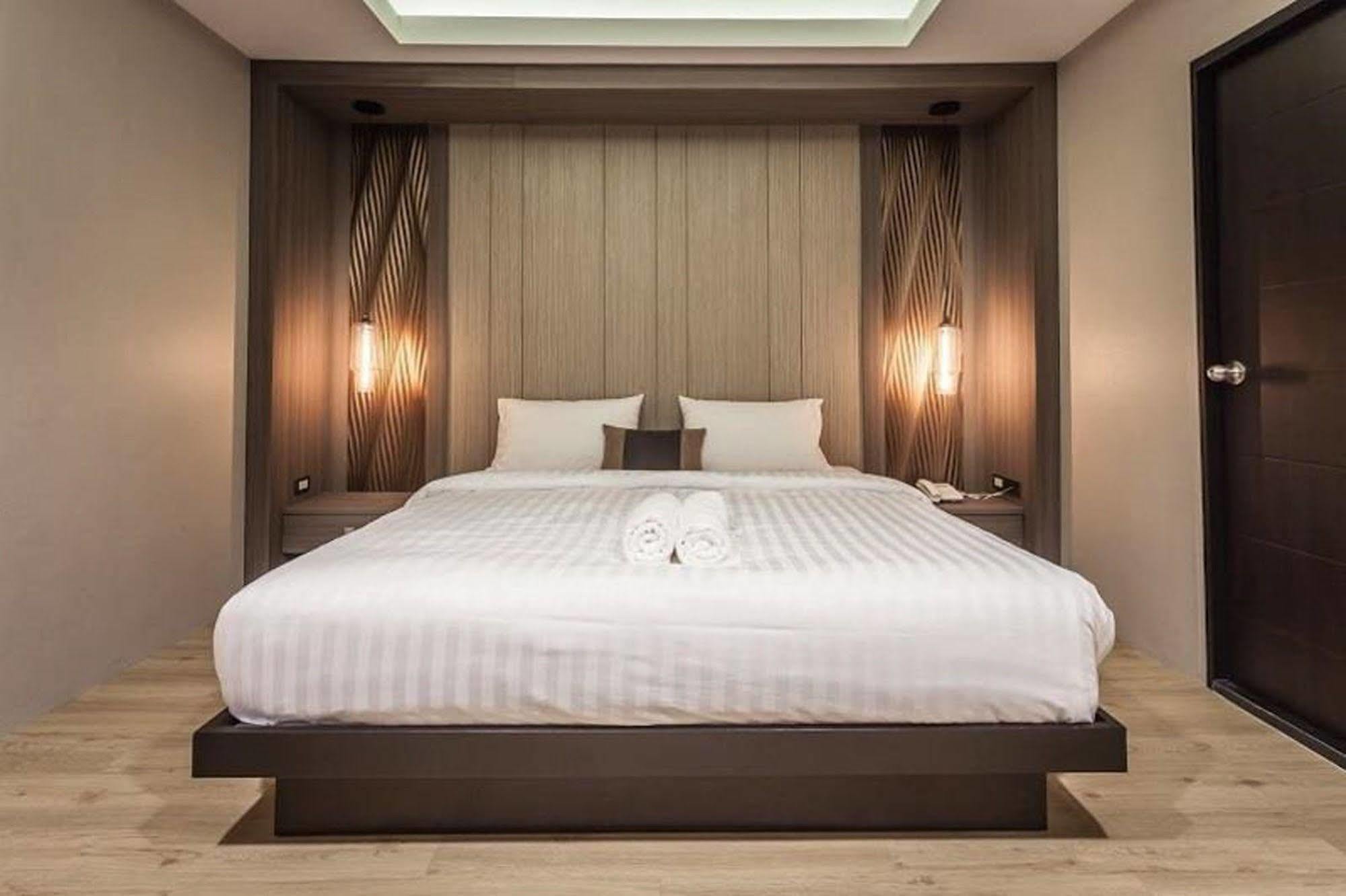 Kesorn Boutique Hotel Buriram Exterior photo